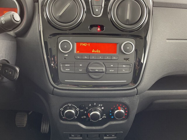 Inside Lodgy Diesel  Gris