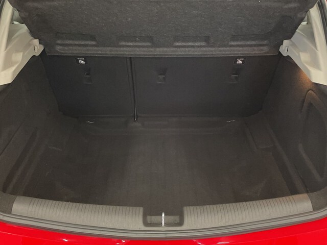Inside Astra  Rojo Pasión