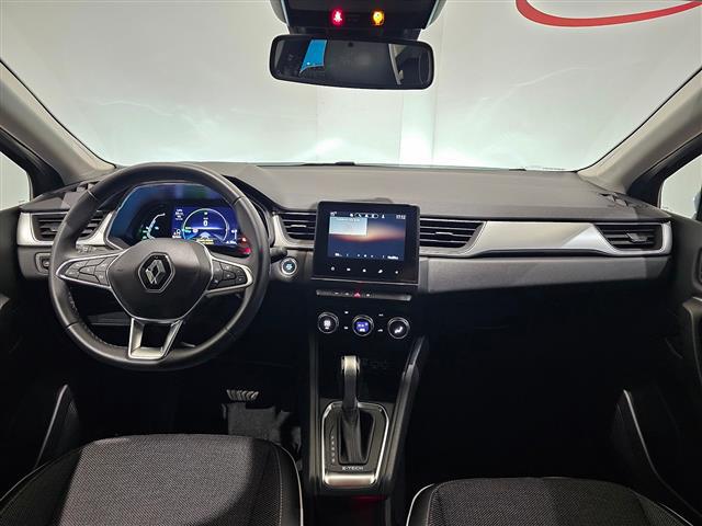 RENAULT Captur 02416132_VO38013170