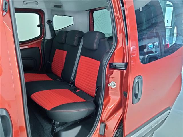 FIAT Qubo 02578351_VO38053400