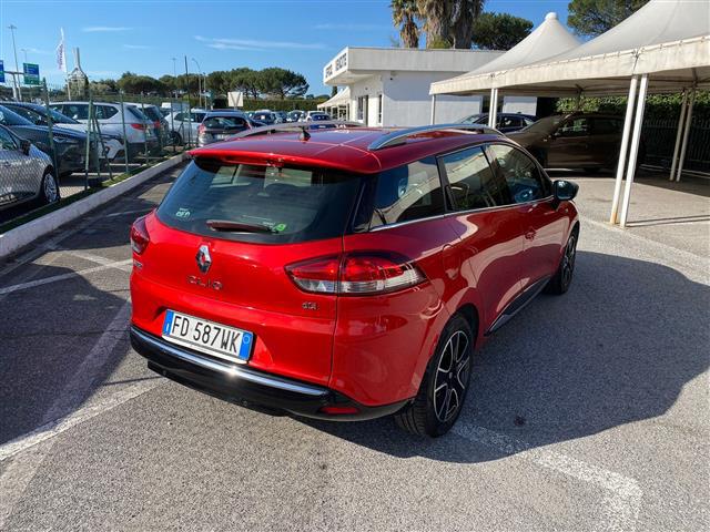 RENAULT Clio 02640933_VO38043366