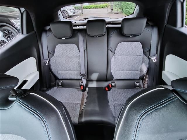 RENAULT Clio 00012973_VO38013022
