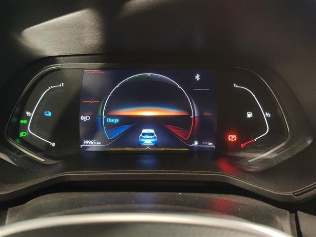 RENAULT Clio 00014517_VO38013022