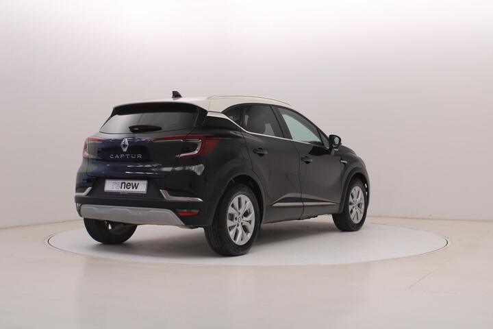 Outside Captur  Negro