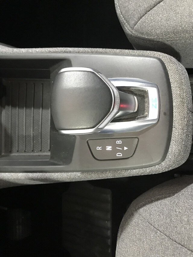 Inside Zoe  Blanco Quartz