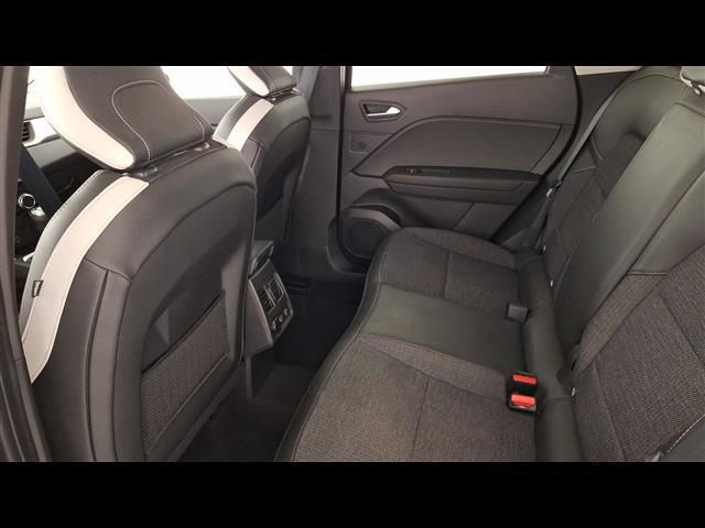 RENAULT Captur 00973925_VO38023732