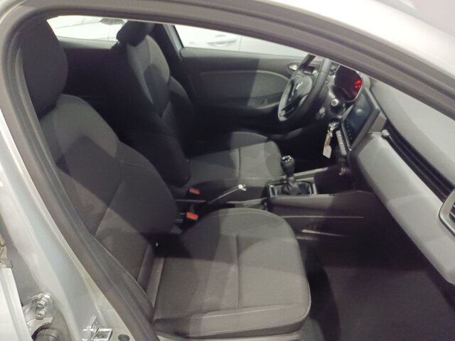 Inside Clio  Gris
