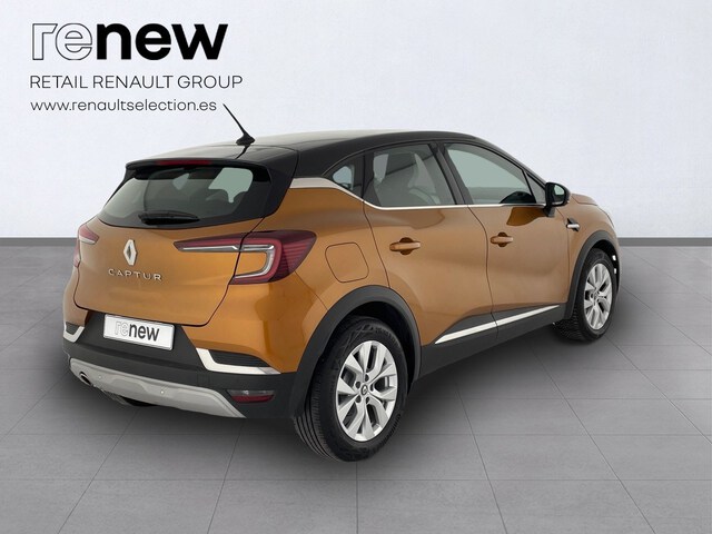 Outside Captur Diesel  Naranja Atakama con 