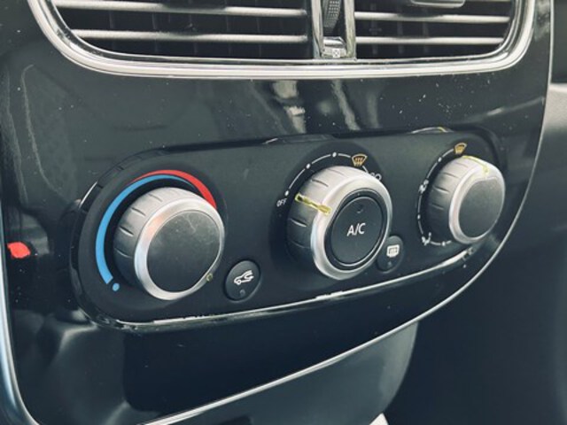 Exterieur Clio Grandtour  rood