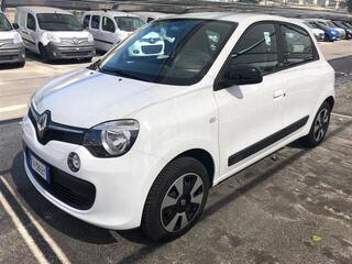 RENAULT Twingo 00967211_VO38013322