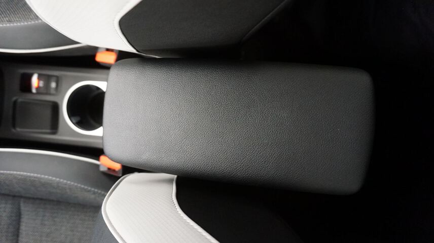 Inside Captur  Negro