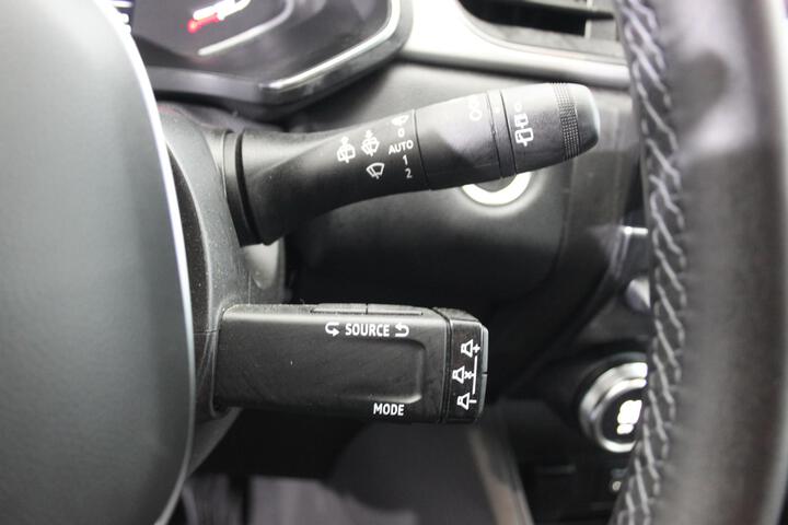 Inside Captur  Blanco Nacarado con 