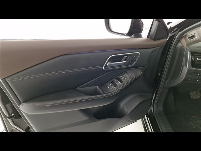 NISSAN X Trail 00947761_VO38023732