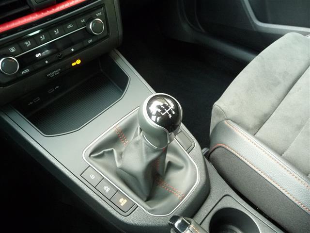 SEAT Ibiza V 2017 00335612_VO38013550