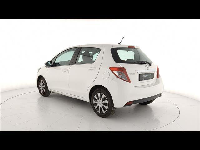 Esterni Yaris Pastello Bianco
