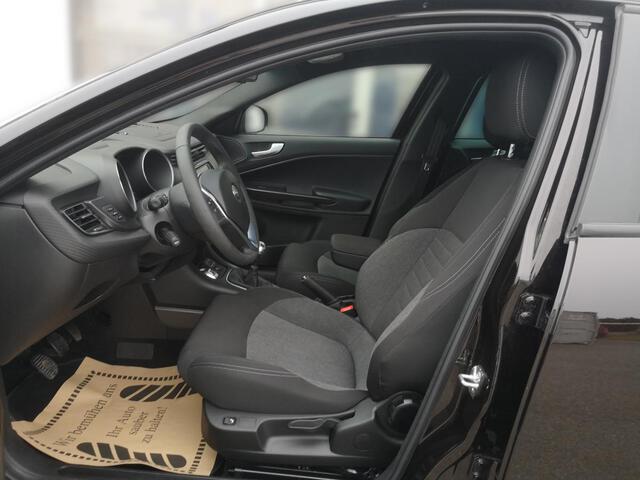 Außenausstattung Giulietta Alfa-White           schwarz