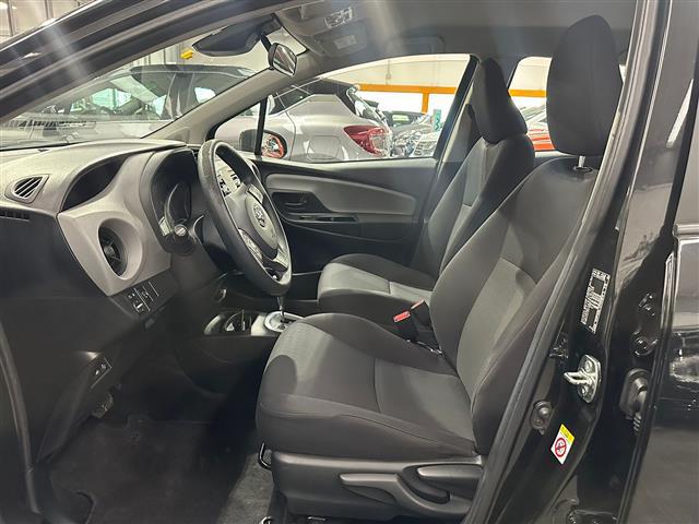 TOYOTA Yaris 00015264_VO38023184