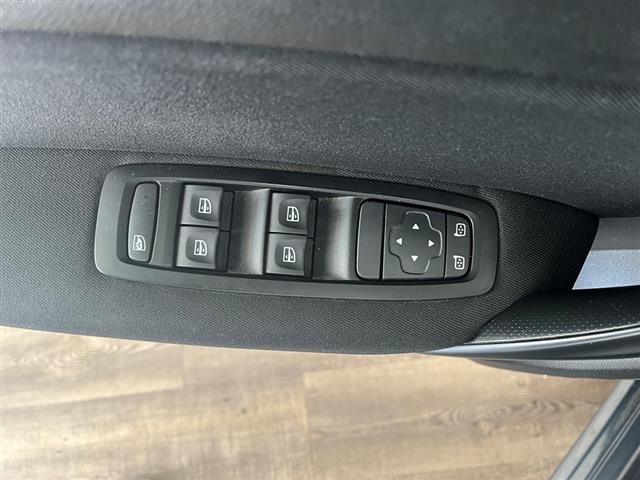 RENAULT Megane 03262884_VO38043894