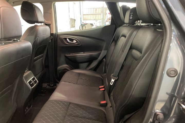 Inside Kadjar  Gris Titanium