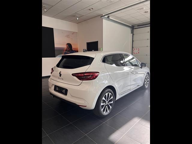 RENAULT Clio V 2019 00023942_VO38013404