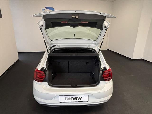 VOLKSWAGEN Polo VI 2017 03375346_VO38043894