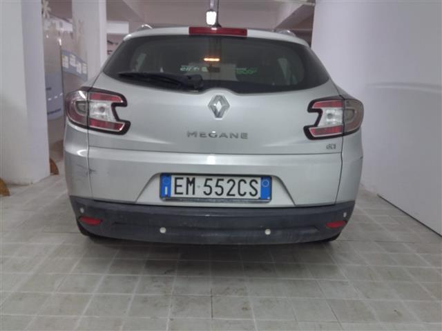 RENAULT Megane 00006140_VO38033579