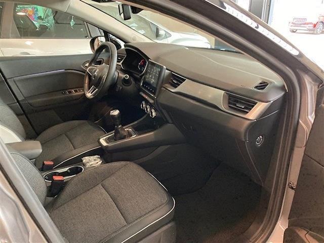 RENAULT Captur 00015751_VO38023184