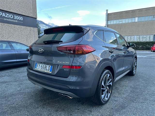 HYUNDAI Tucson II 2018 00025543_VO38013404