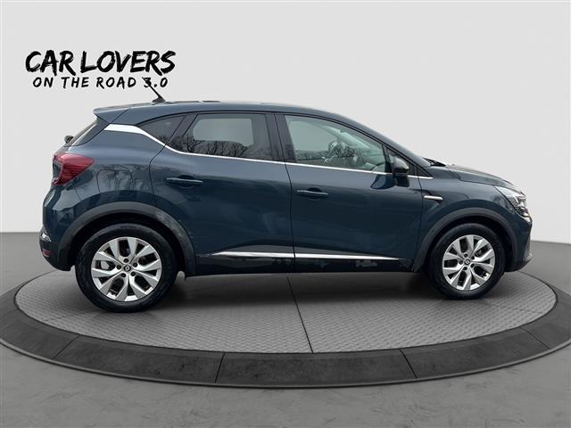 RENAULT Captur 05258159_VO38013034
