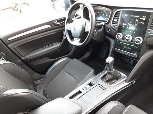 Inside Mégane Sport Tourer Diesel  Azul