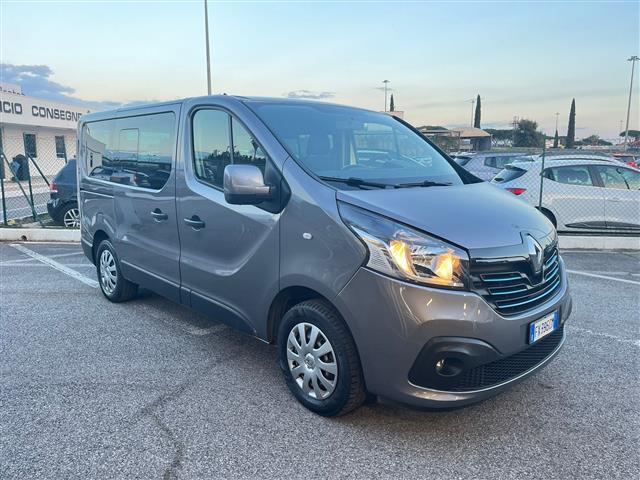 RENAULT Trafic 02641071_VO38043366