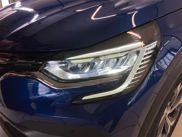 RENAULT Captur 00985038_VO38023207