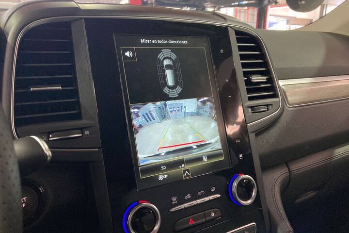 Inside Koleos Diesel  Negro