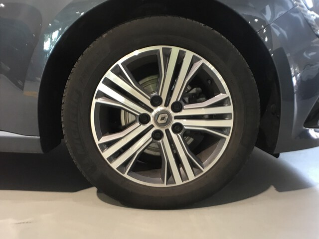Outside Mégane Sport Tourer  Gris Titanium