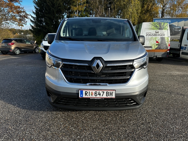 Außenausstattung Trafic highland-grau met.   weiss