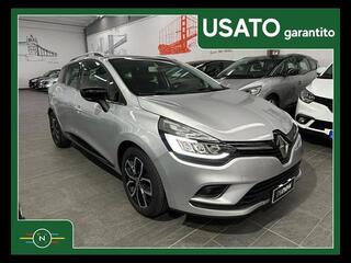 RENAULT Clio Sporter 00012031_VO38023184