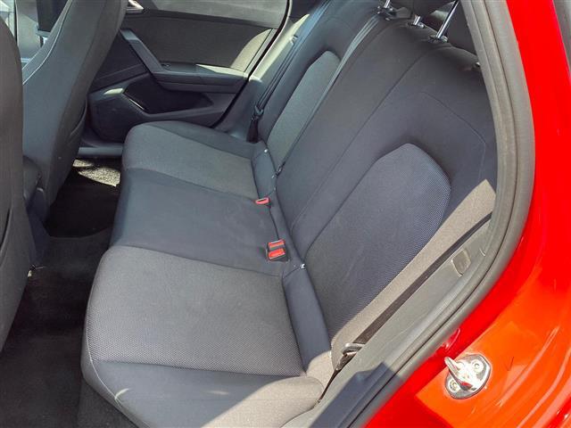 SEAT Arona 02640889_VO38043366