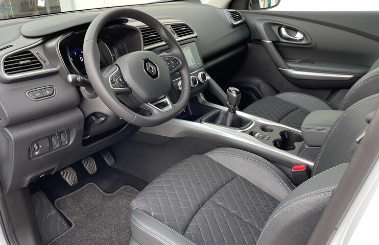 Inside Kadjar  Gris Highland