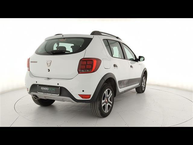 DACIA Sandero 00947763_VO38023732
