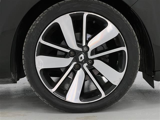 RENAULT Clio 02600411_VO38053400