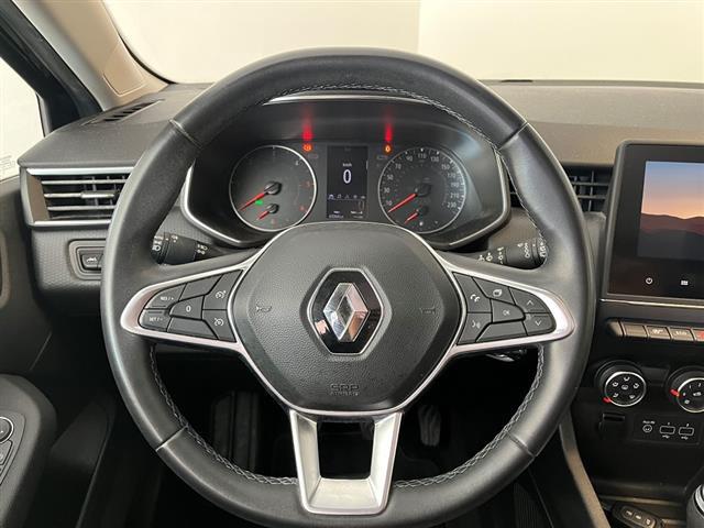 RENAULT Clio 03307059_VO38043894