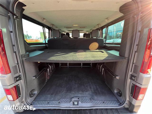 RENAULT Trafic Passenger 29 2019 01094366_VO38013498