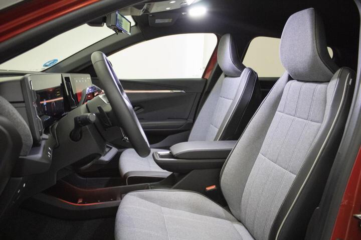 Inside Mégane Eléctrico  Rojo Deseo