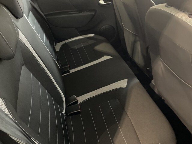Inside Sandero  Gris Platino