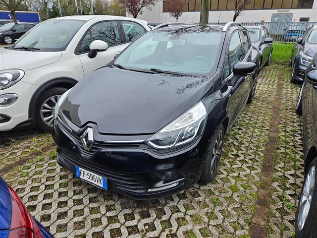 RENAULT Clio Sporter 04828836_VO38013042