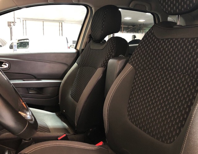 Inside Captur  Beige