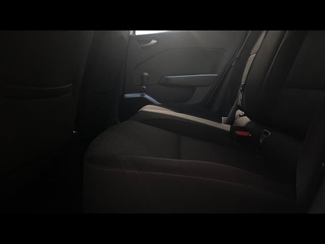 RENAULT Clio 00335516_VO38013550