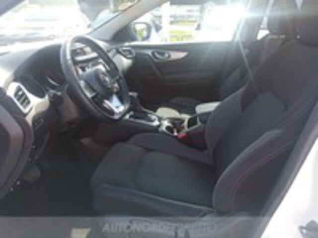 NISSAN Qashqai 01883111_VO38013067
