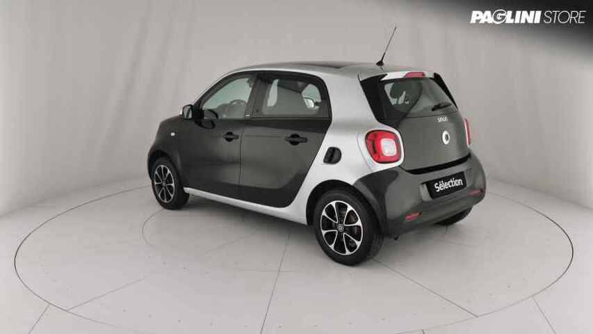 SMART Forfour 00677229_VO38023454