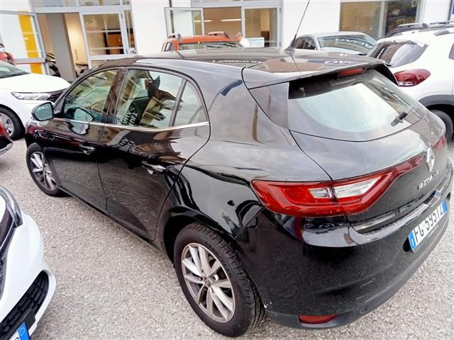 RENAULT Megane 00006267_VO38033579